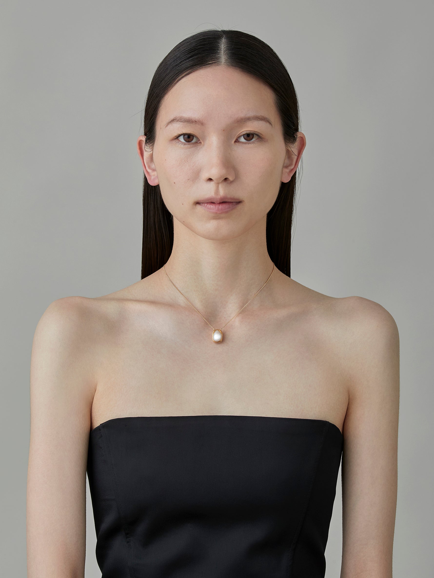 Pearl Top Necklace -Gold-