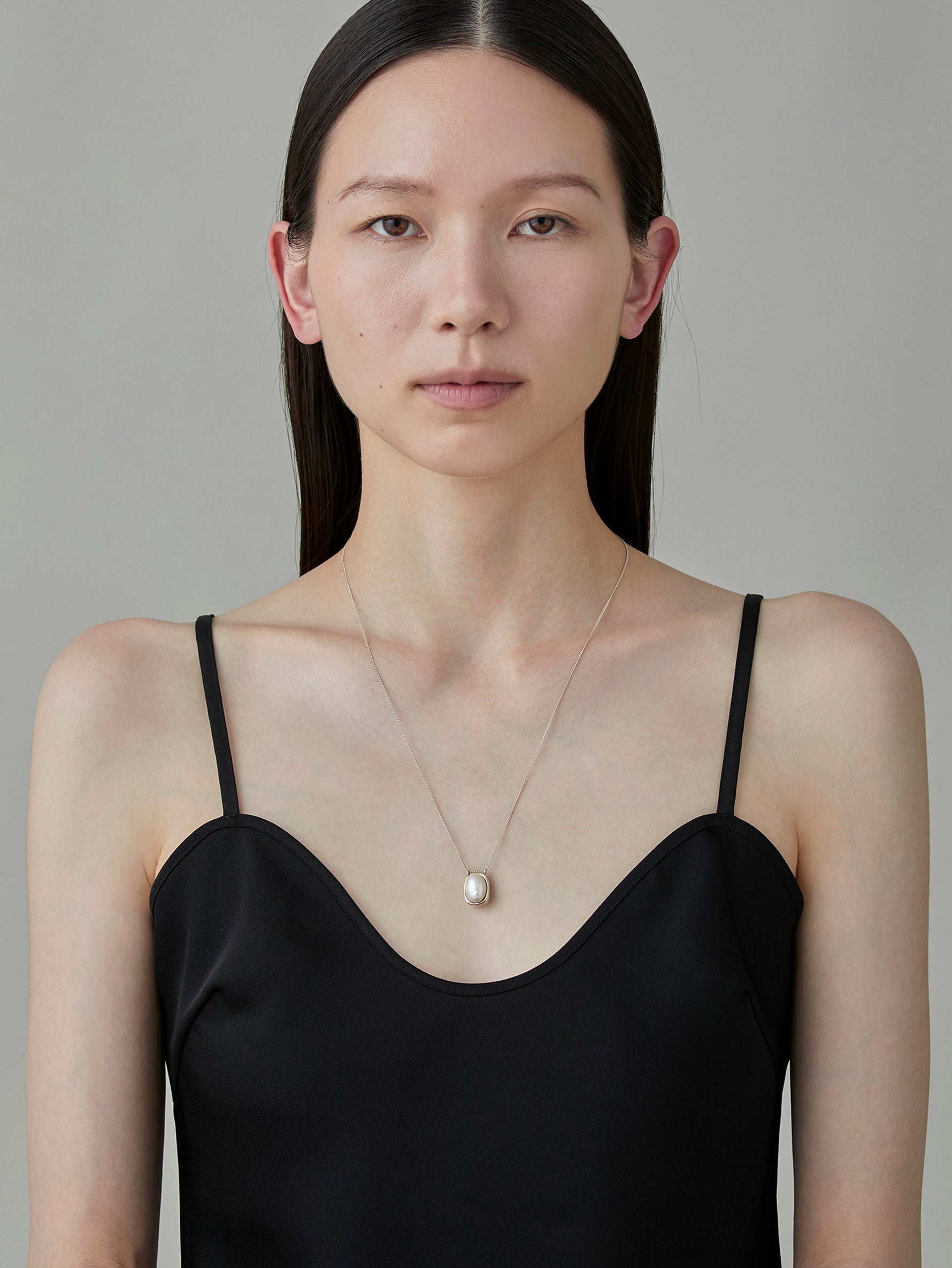 Pearl Top Necklace -Silver-