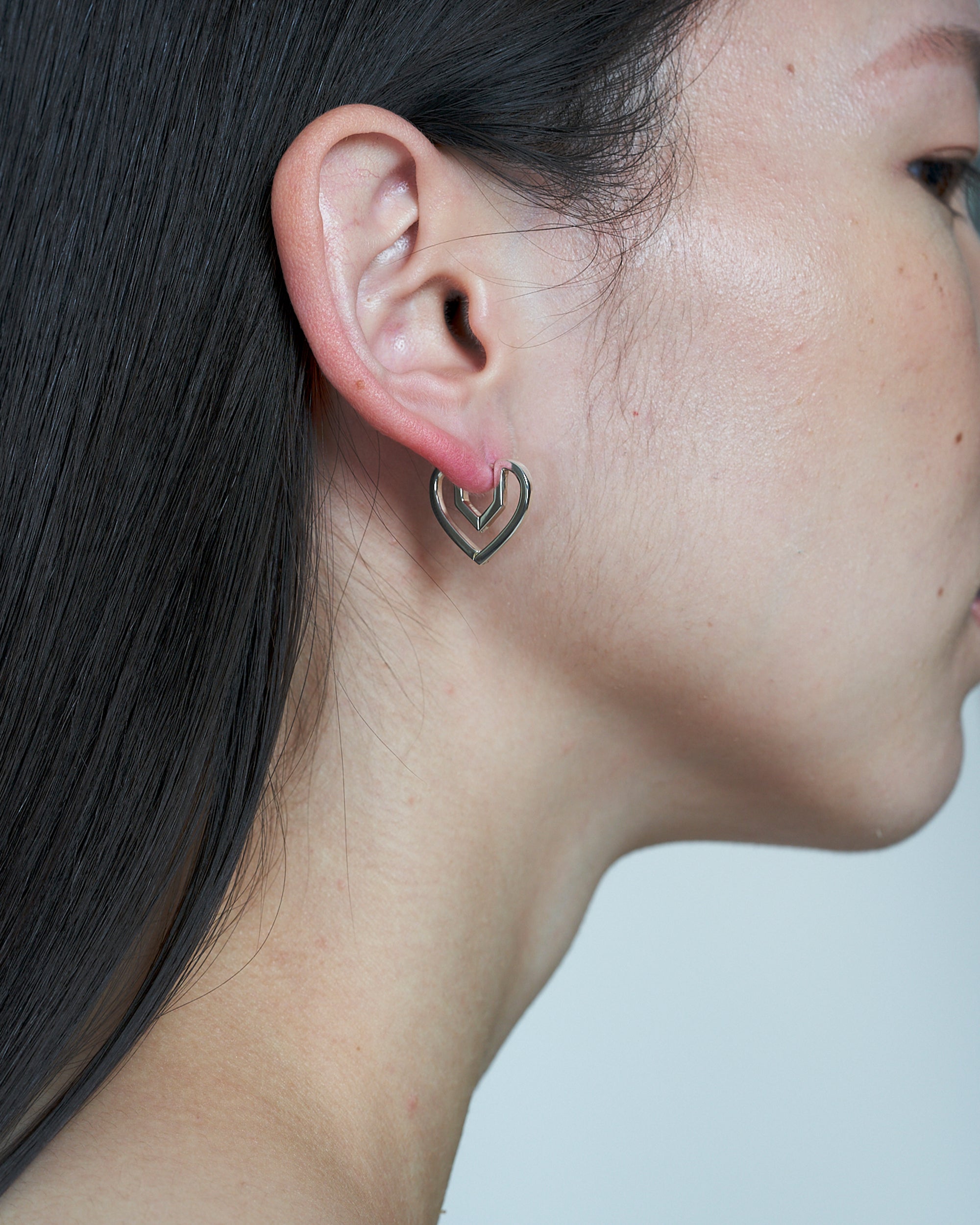 Hug Heart Hoop Pierce S -Silver-