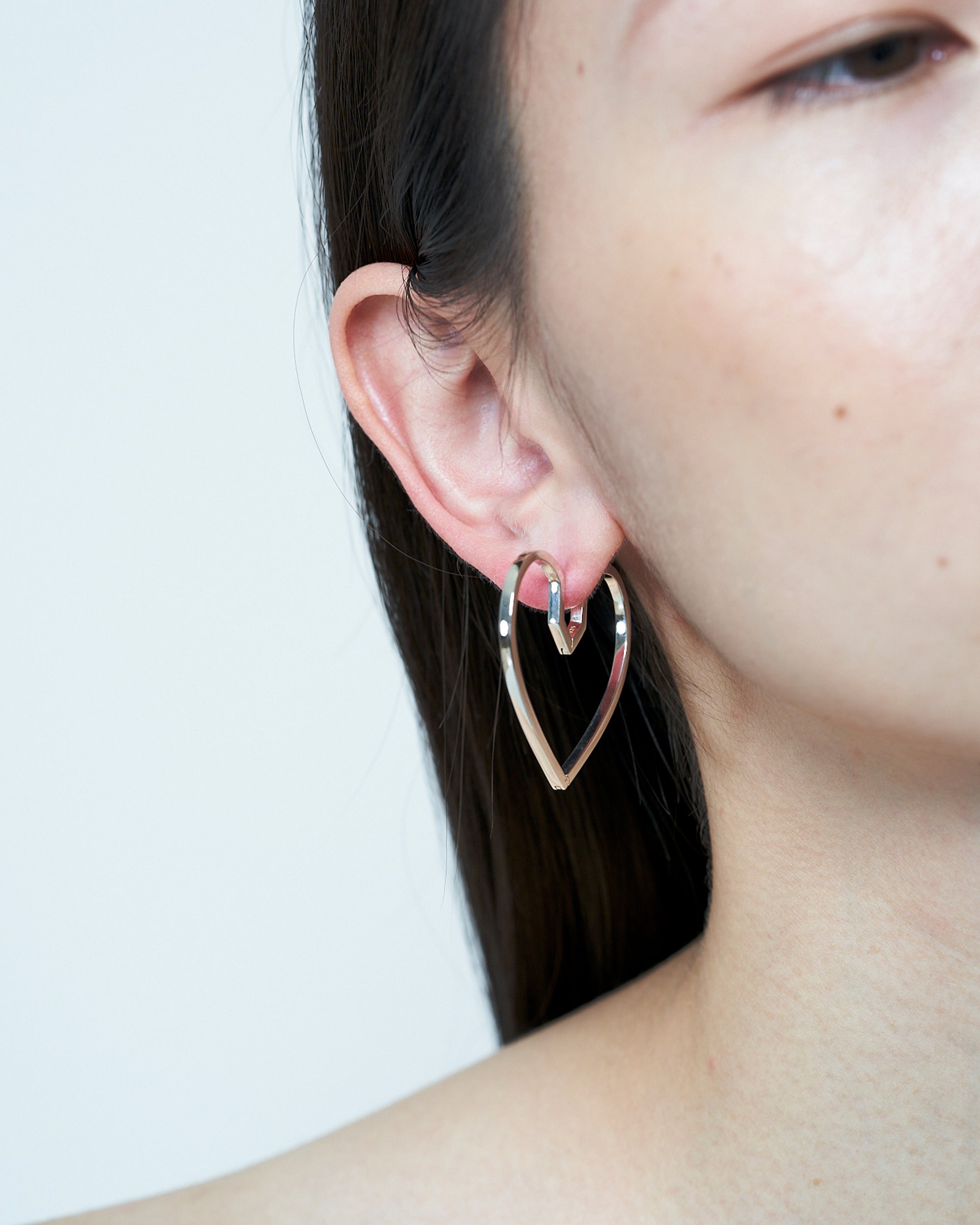 Hug Heart Hoop Pierce L -Silver-