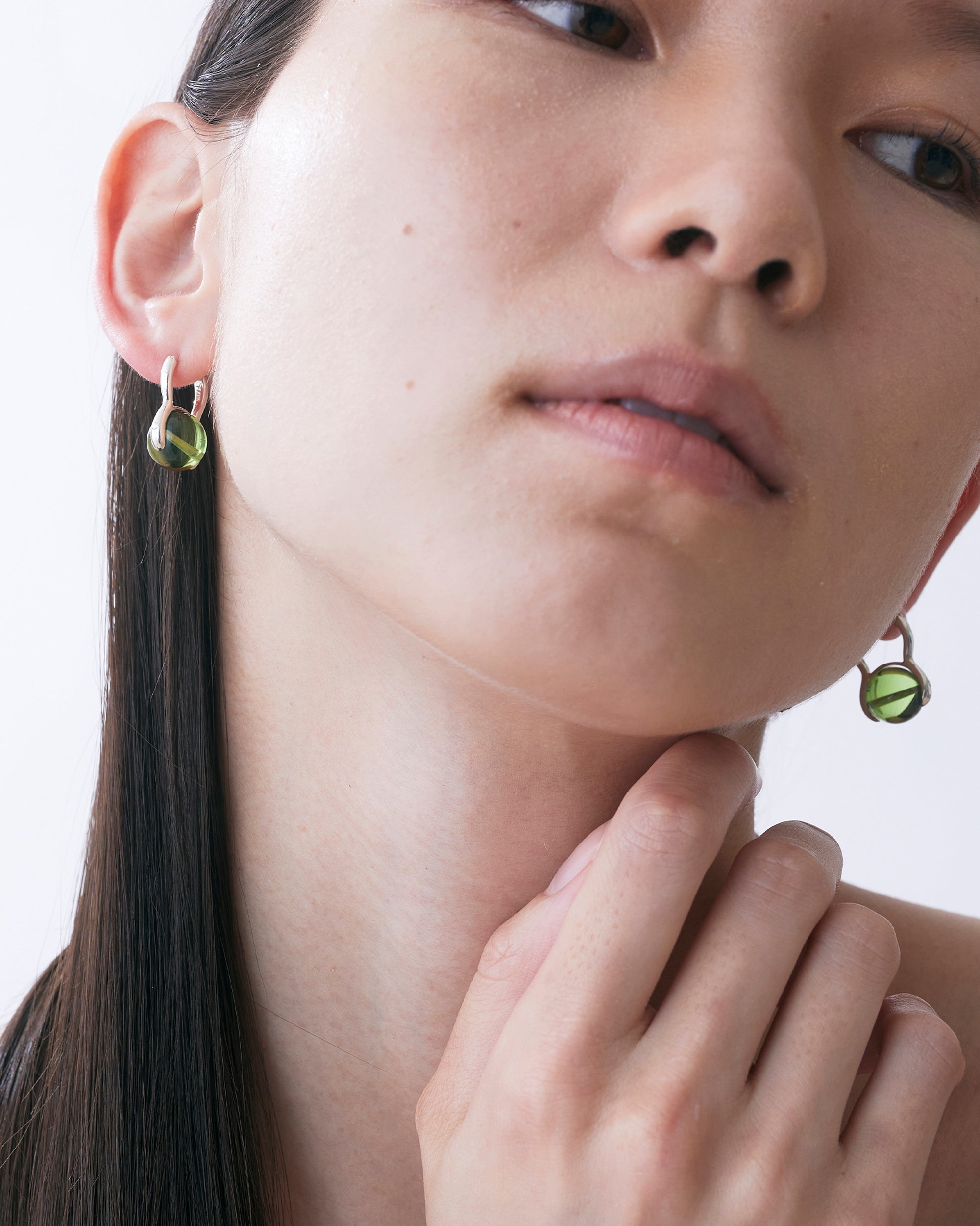 Ball Pierce Amber -Green-