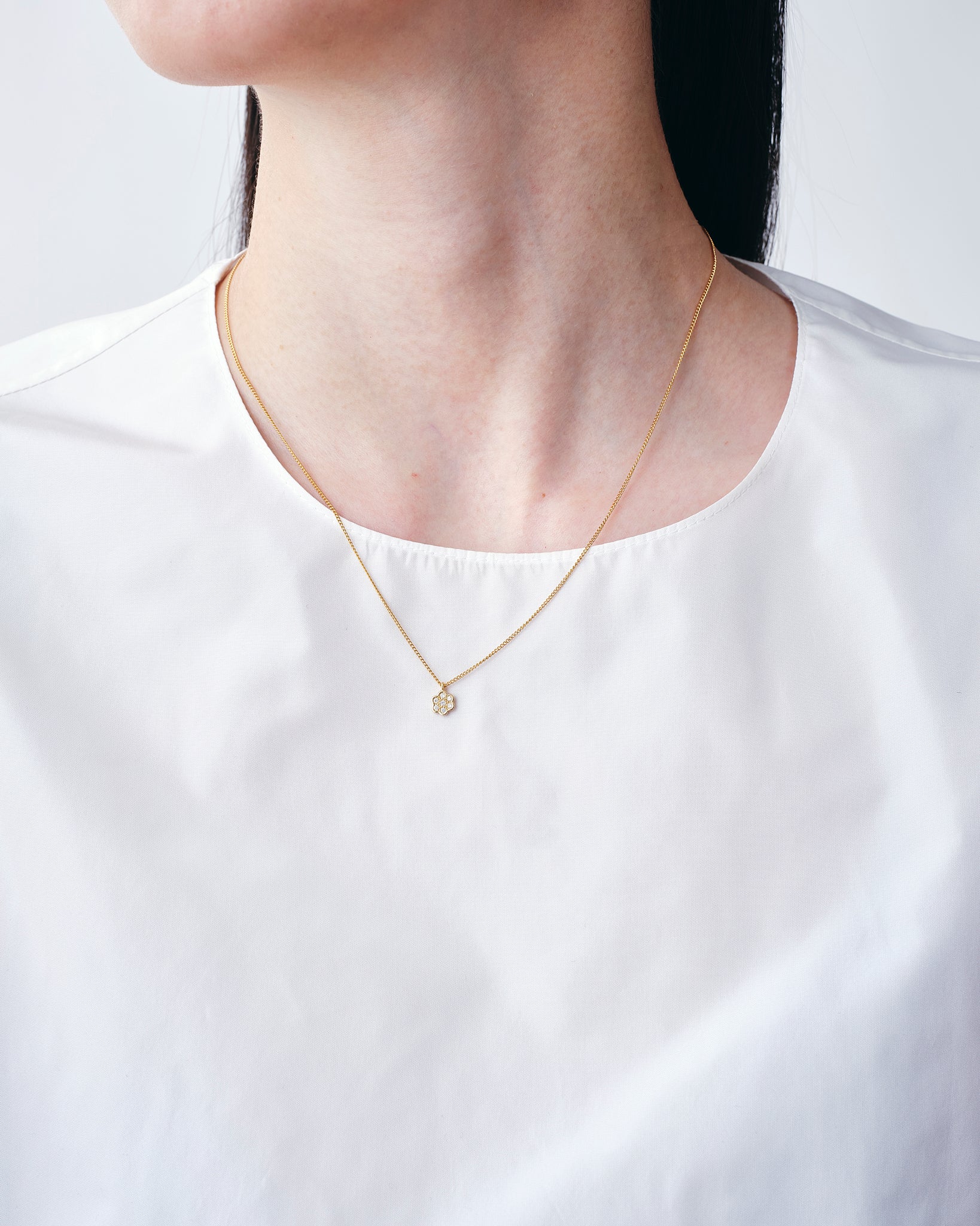 With Water Necklace Flower