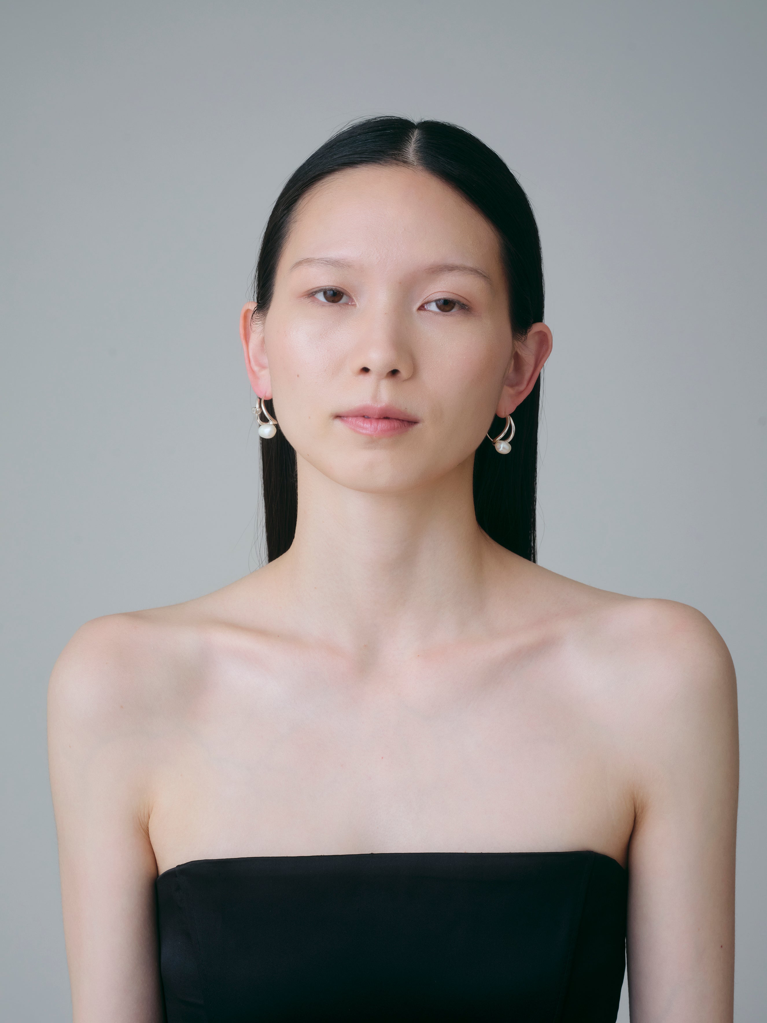 Wave Pierces Calm -Silver-