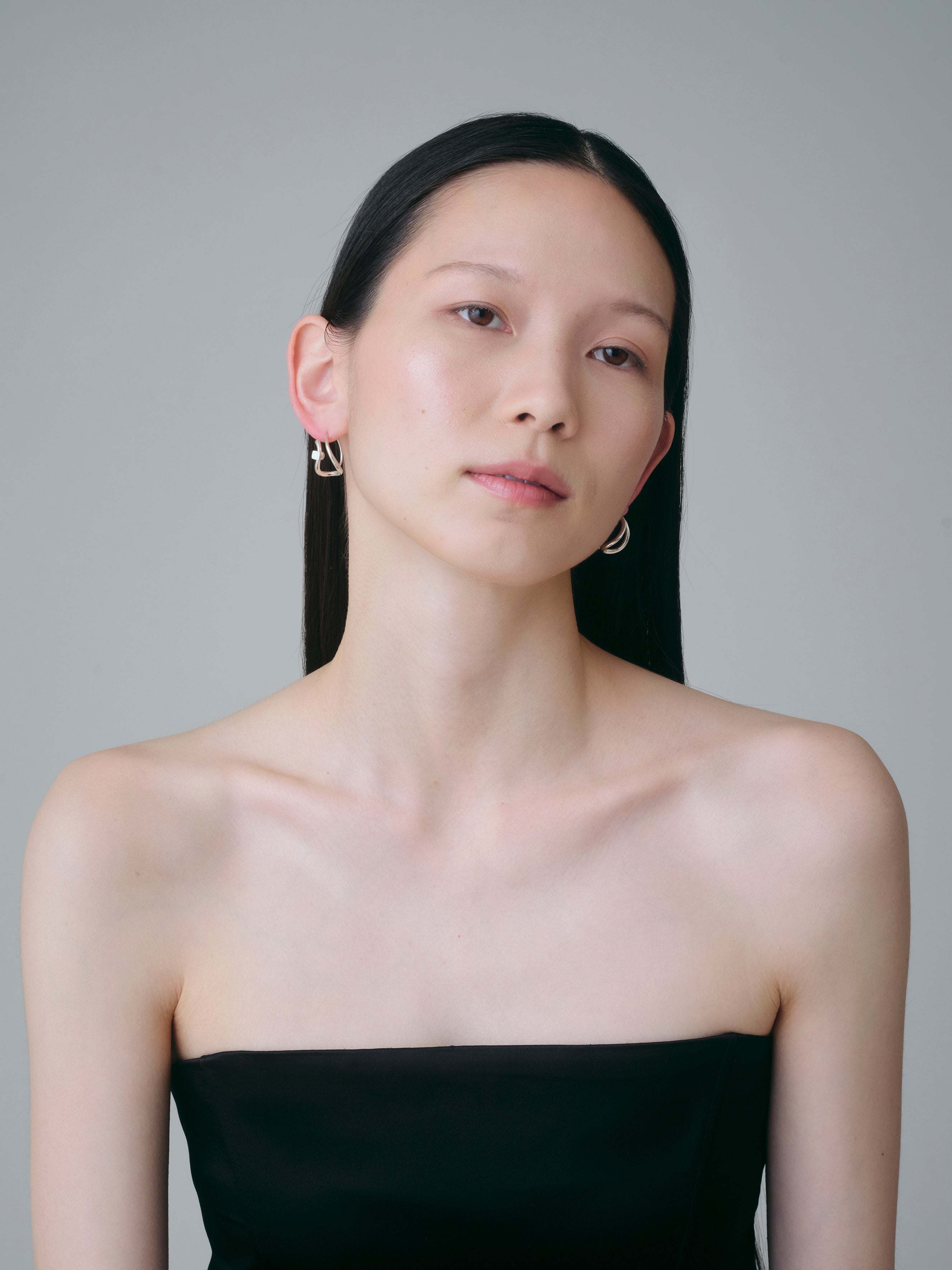 Wave Pierces Calm -Silver-