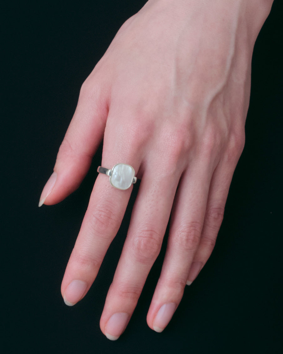 Shell Window Ring -Silver-