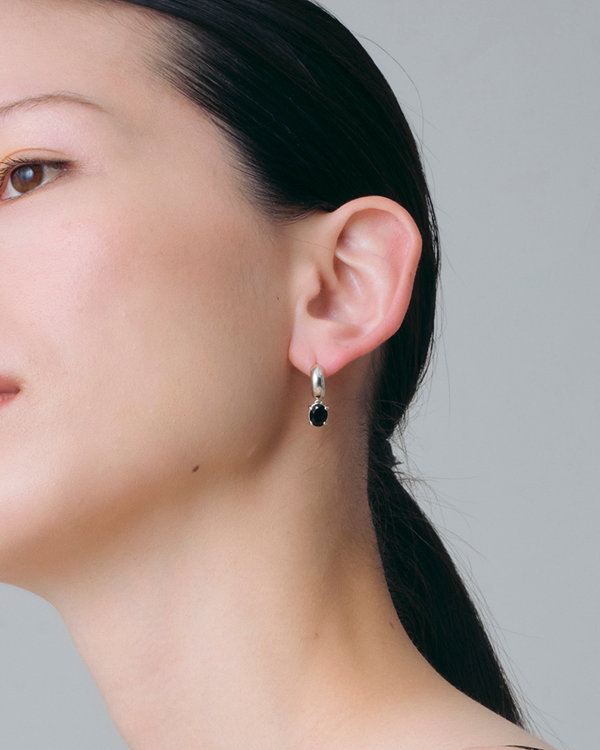 Sunny C Stone Pierces Onyx  -Silver-