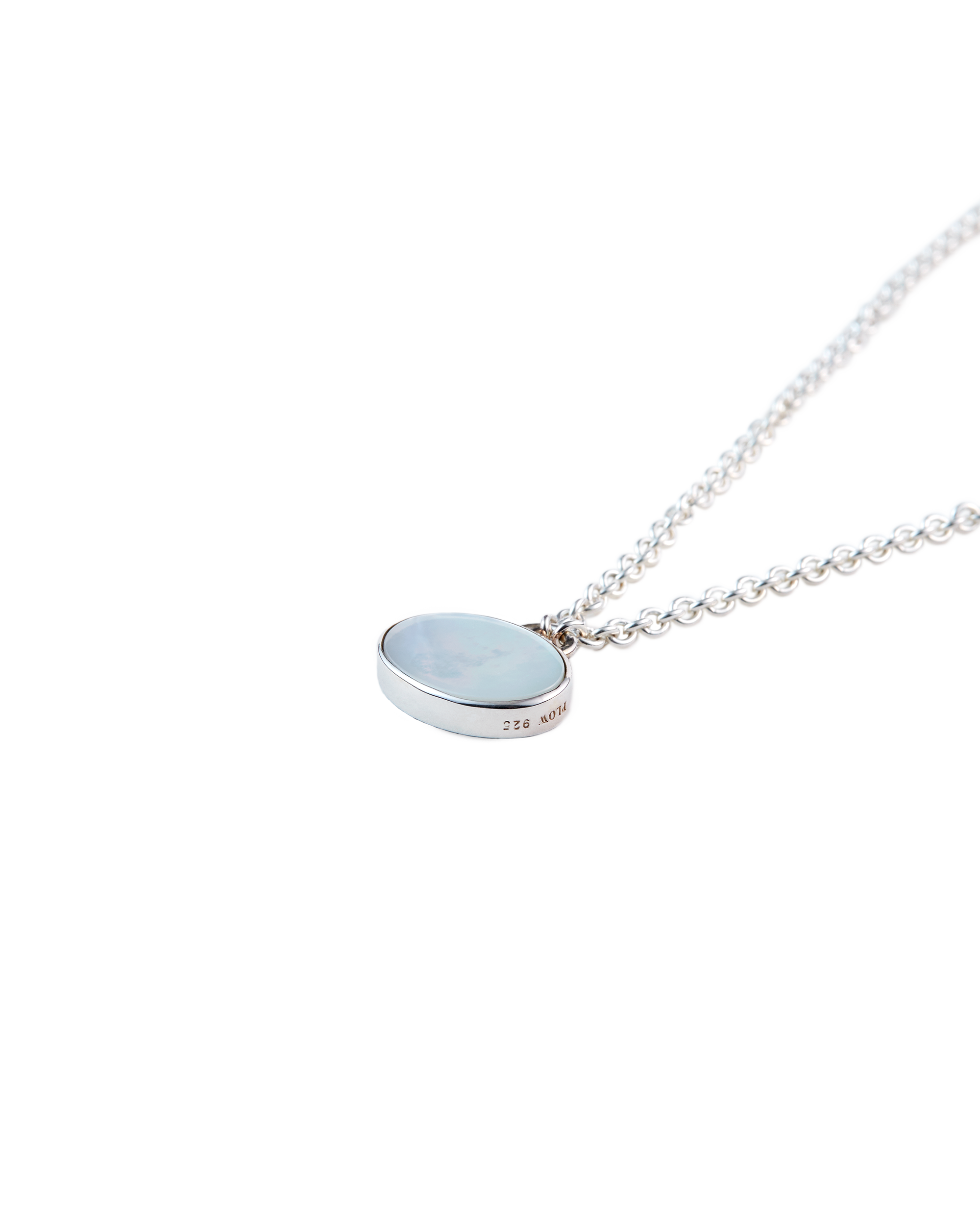 White Shell × Black Shell Oval Necklace -Silver-