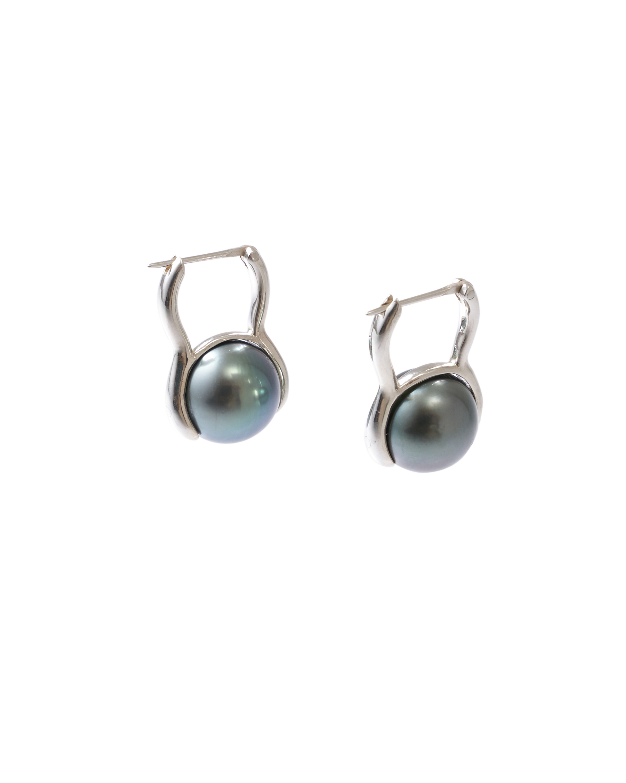 (公式オンラインストア限定)Ball Pierce Pearl Tahiti