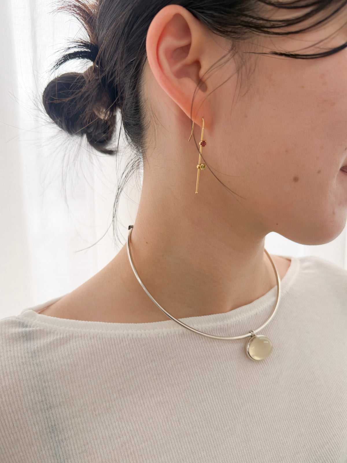 《Select Set : 辺見えみりさん》Hook Pierce + Charm Peridot + Charm Garnet