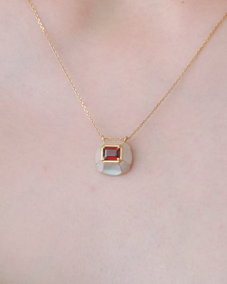 Chamomile Garnet Necklace