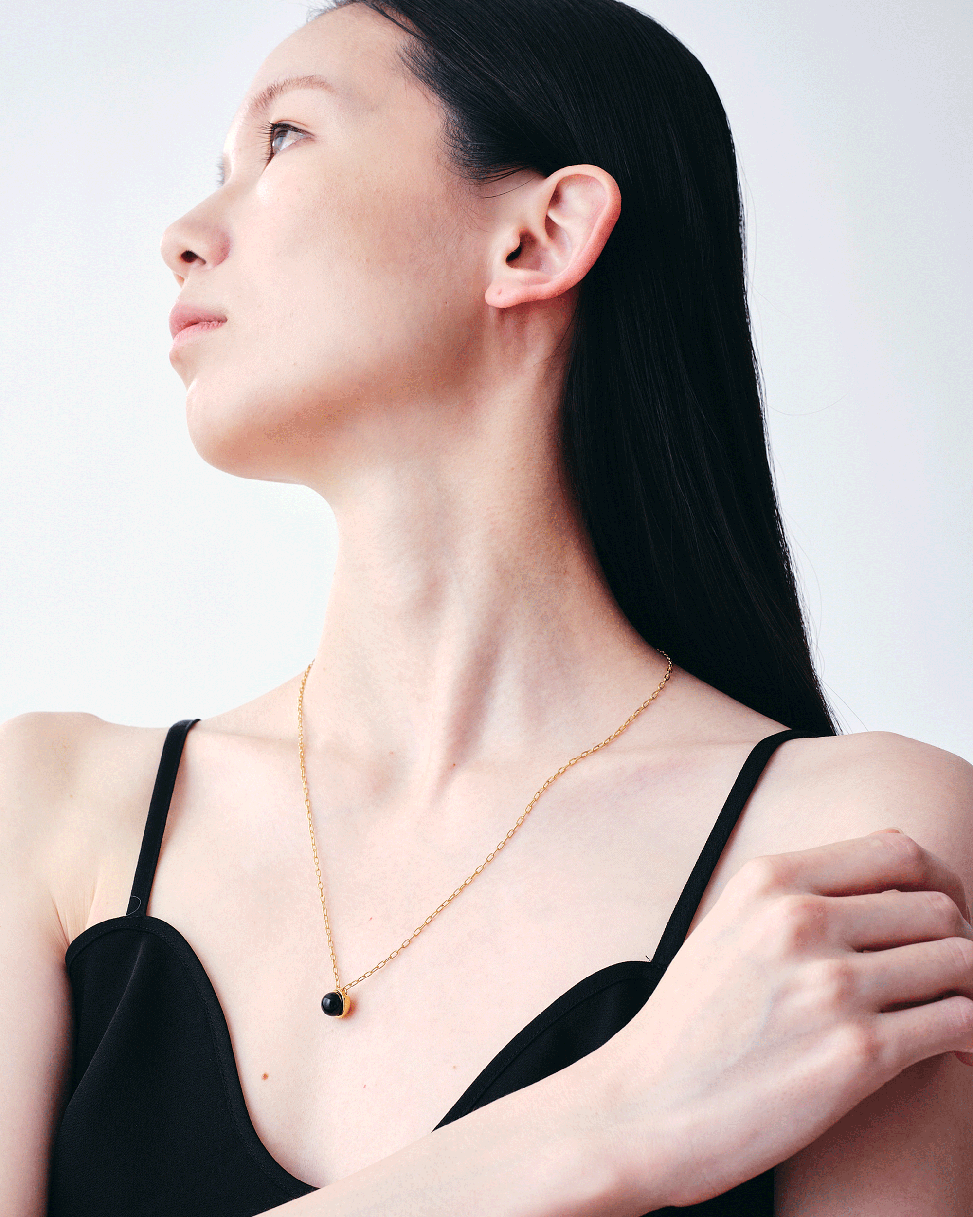 Onyx Cap Necklace Small -Gold-