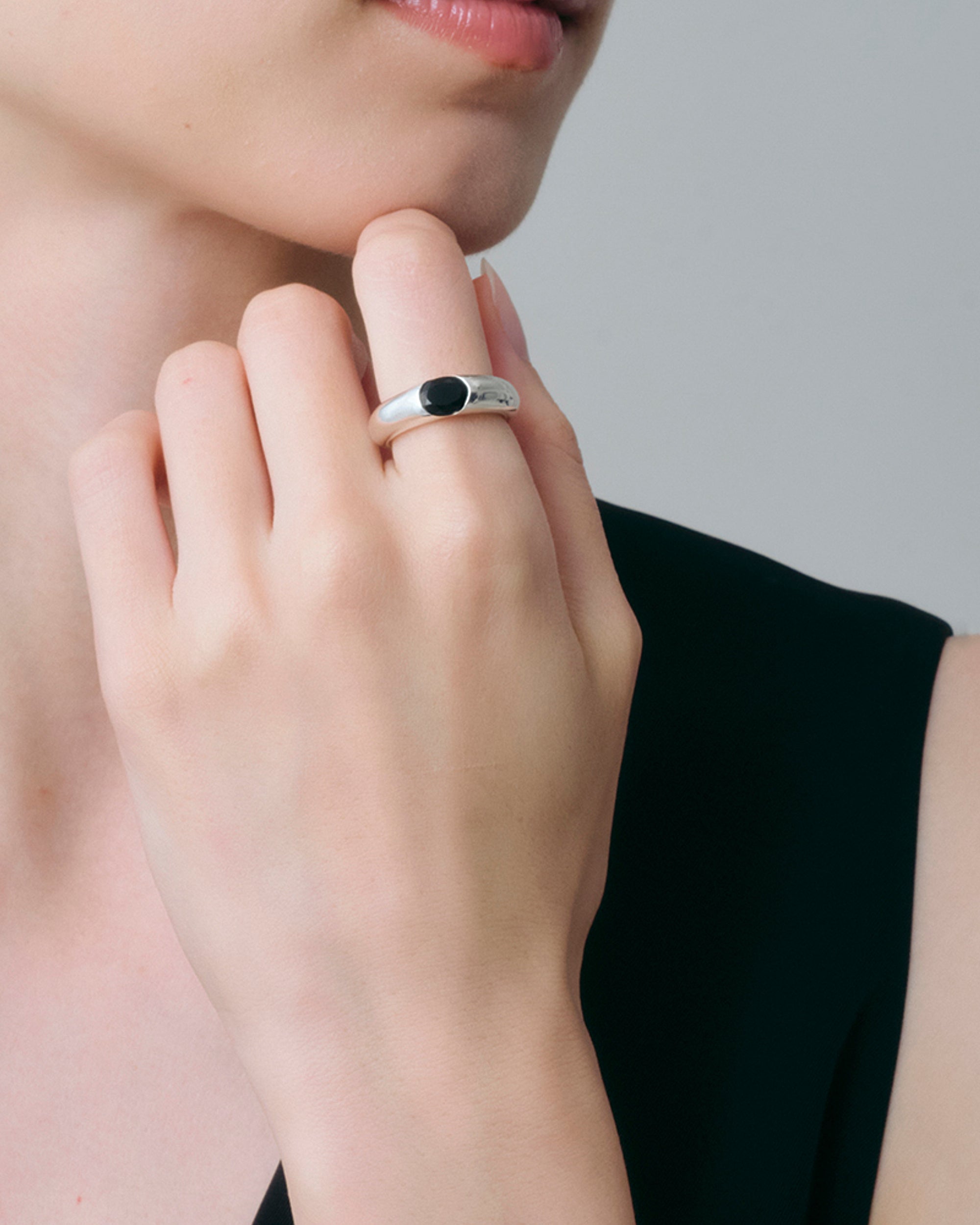 One Stone Ring Onyx