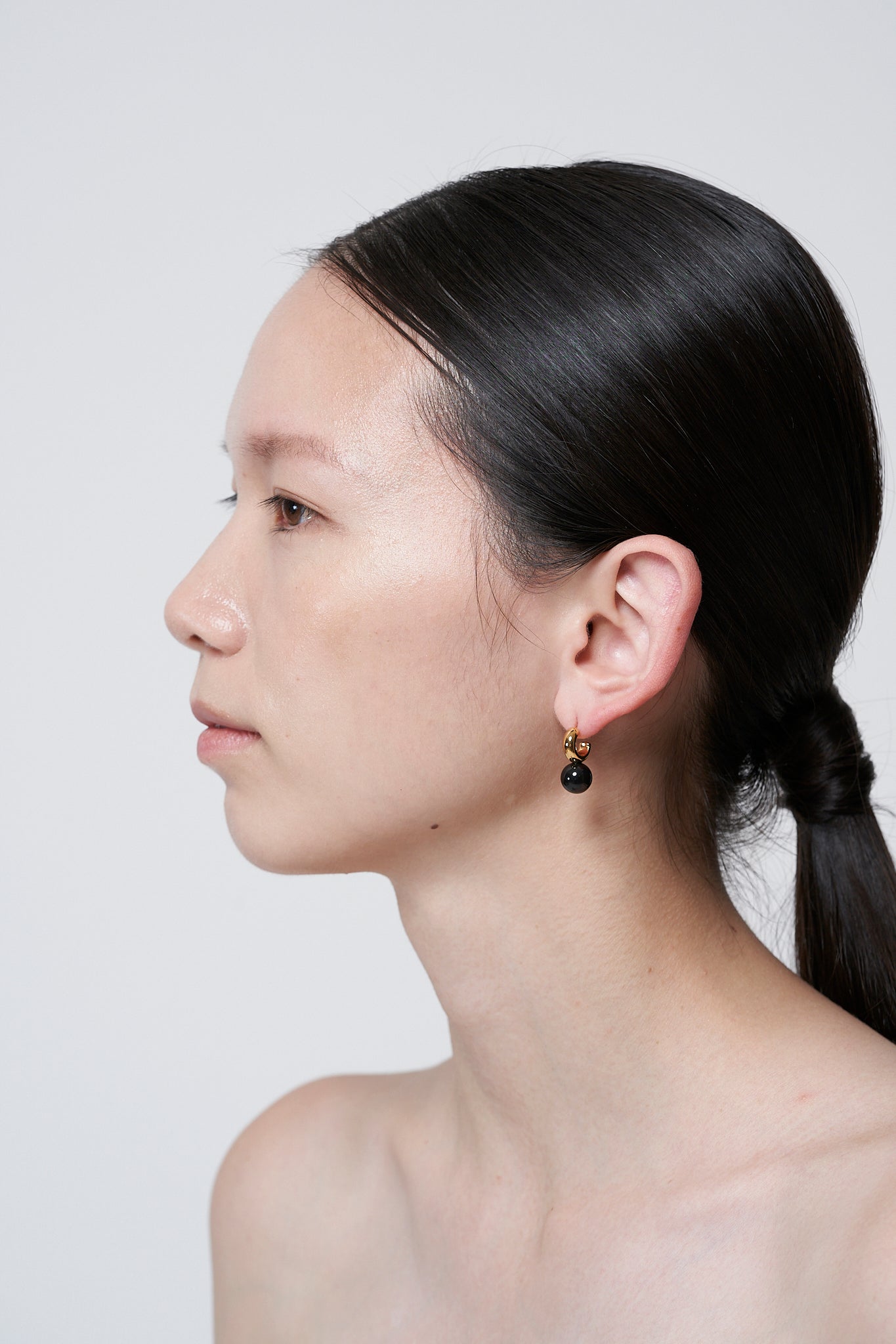 Sunny C Onyx Pierce Gold