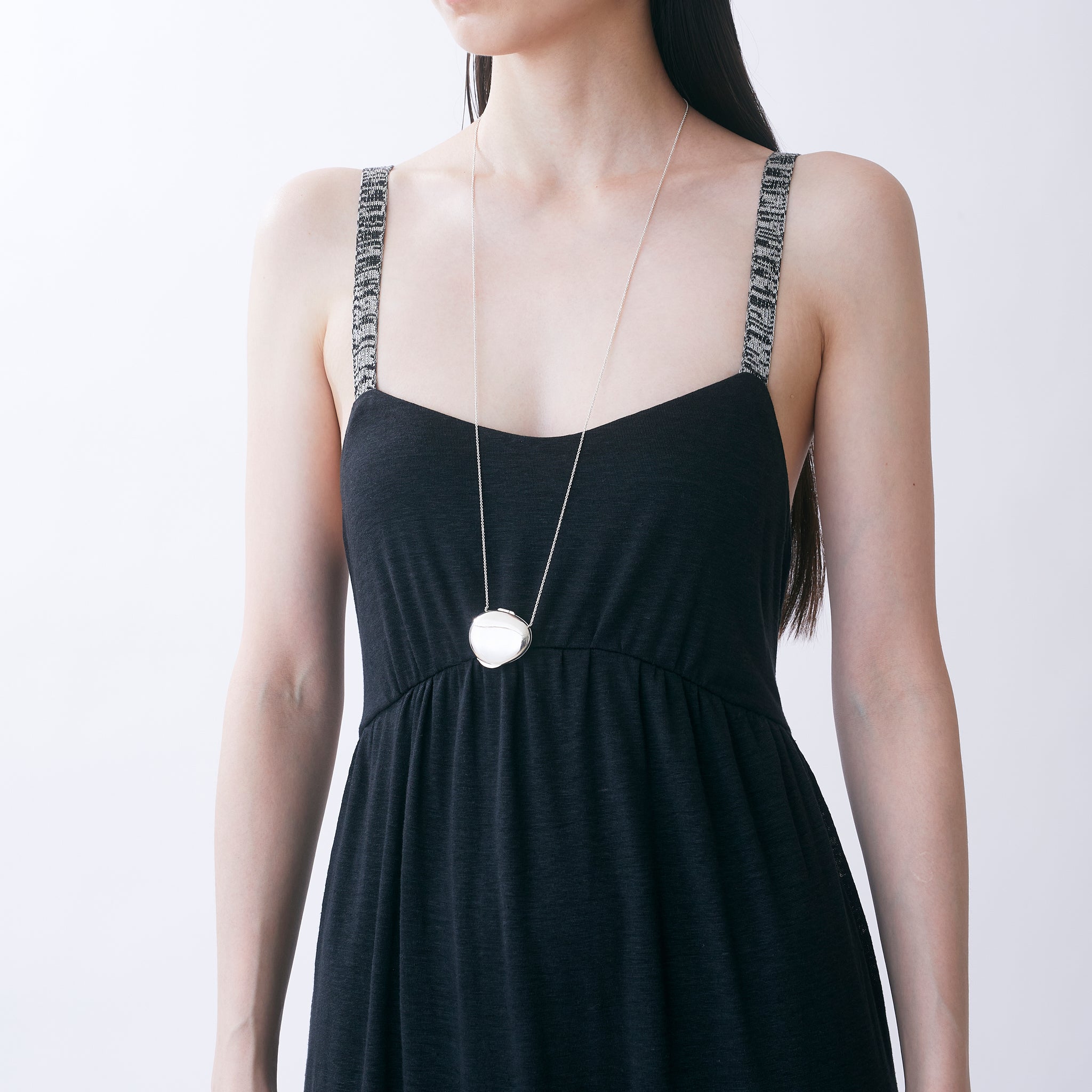 Essence Stone Necklace. M -Silver-
