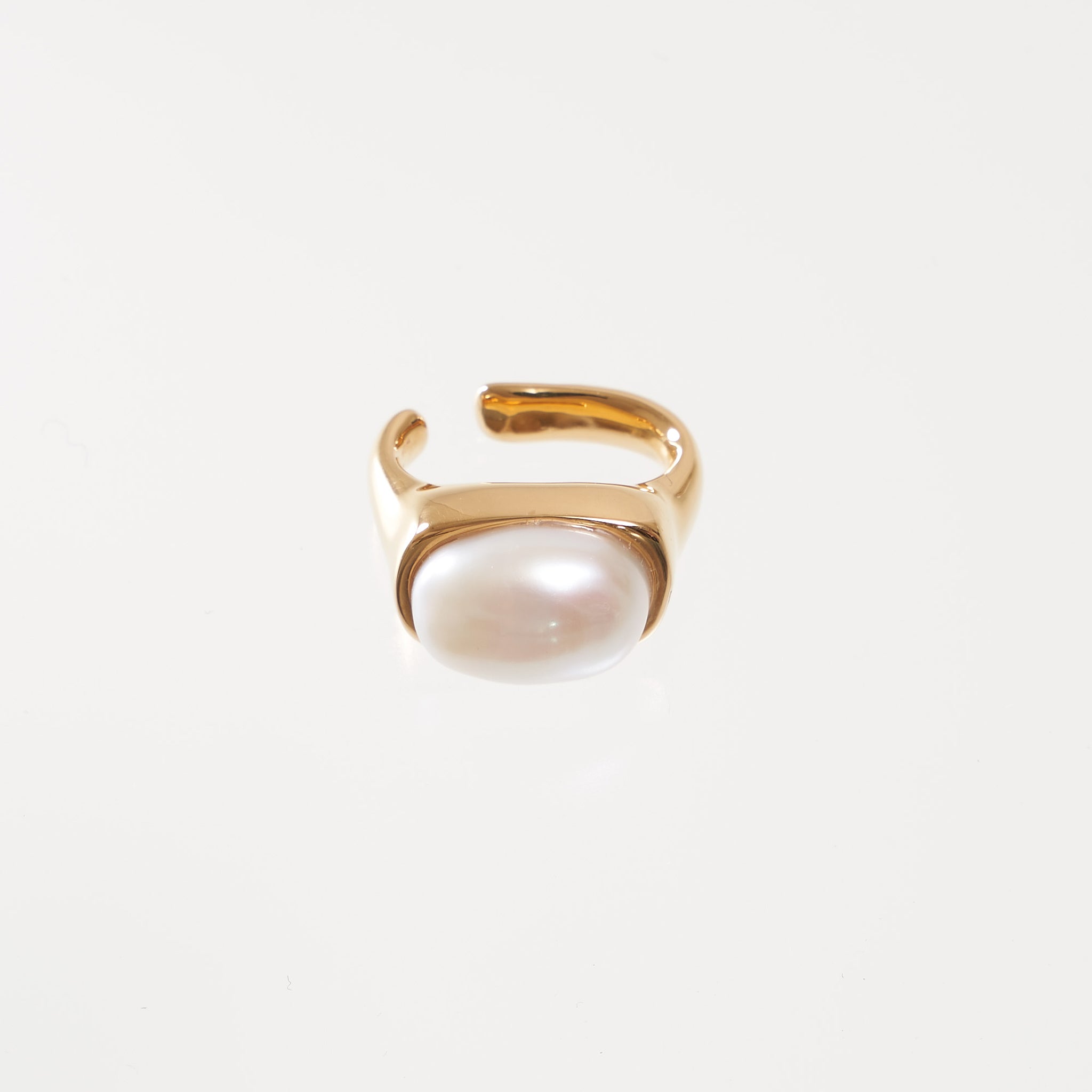 Pearl Ear Cuff -Gold-