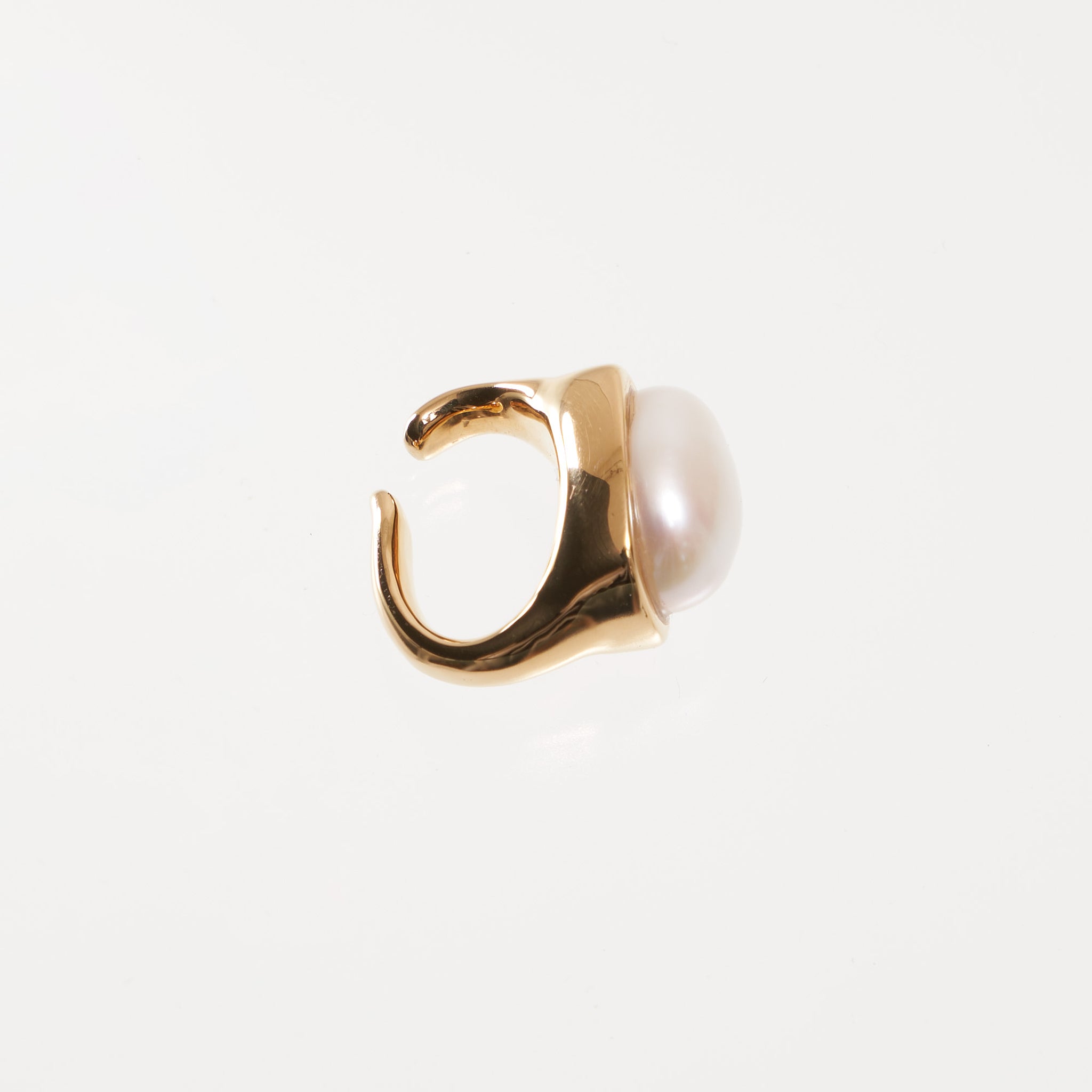 Pearl Ear Cuff -Gold-