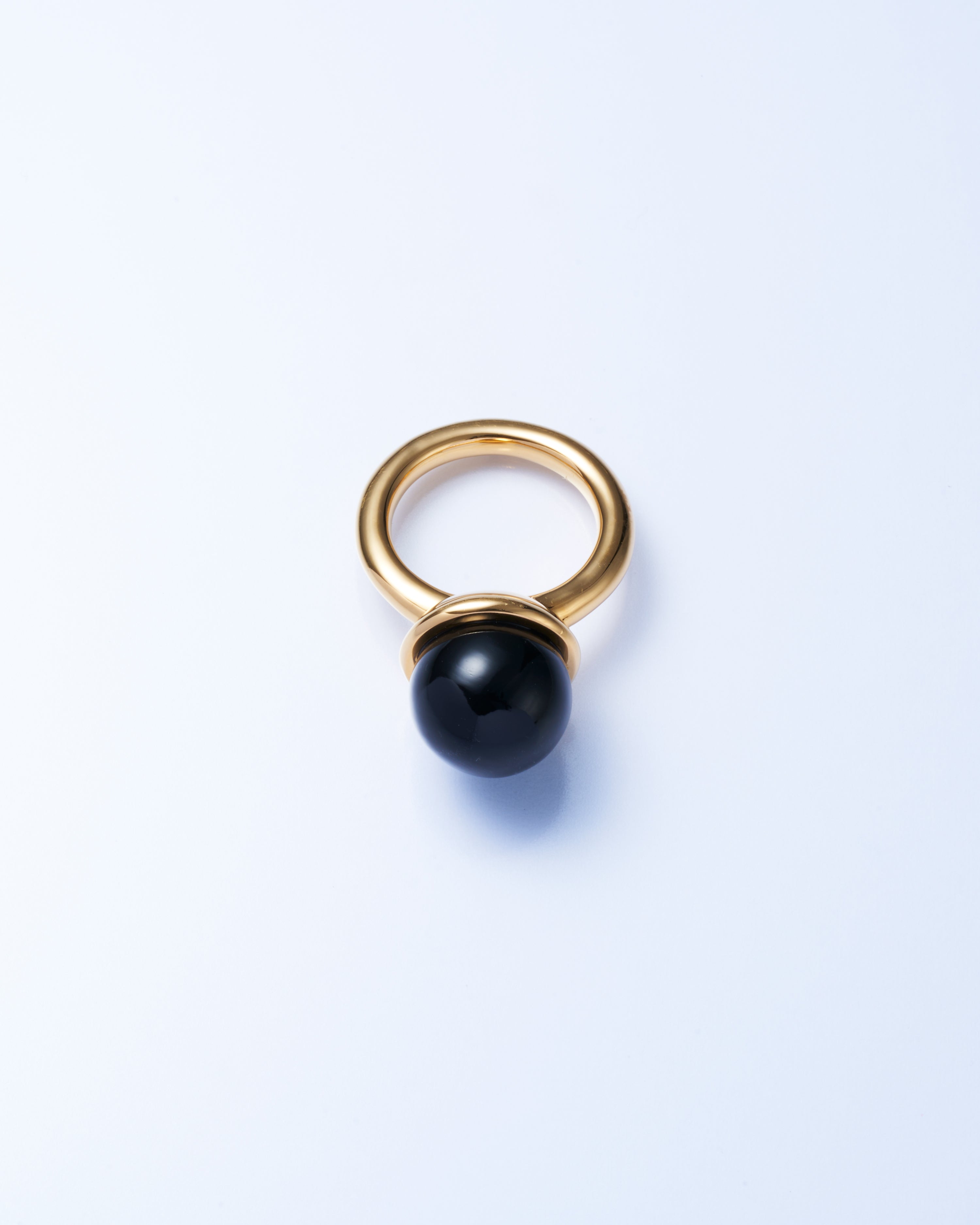 Onyx Cap Ring Large -Gold-