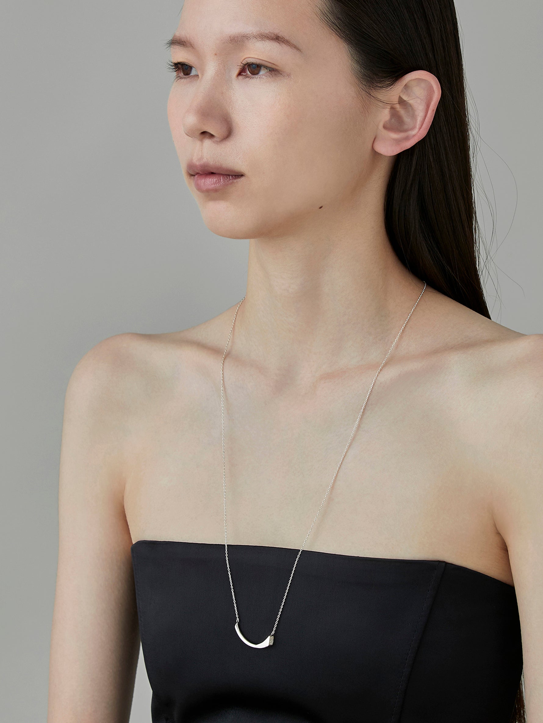 Calla Lily Necklace Diamond -Silver -