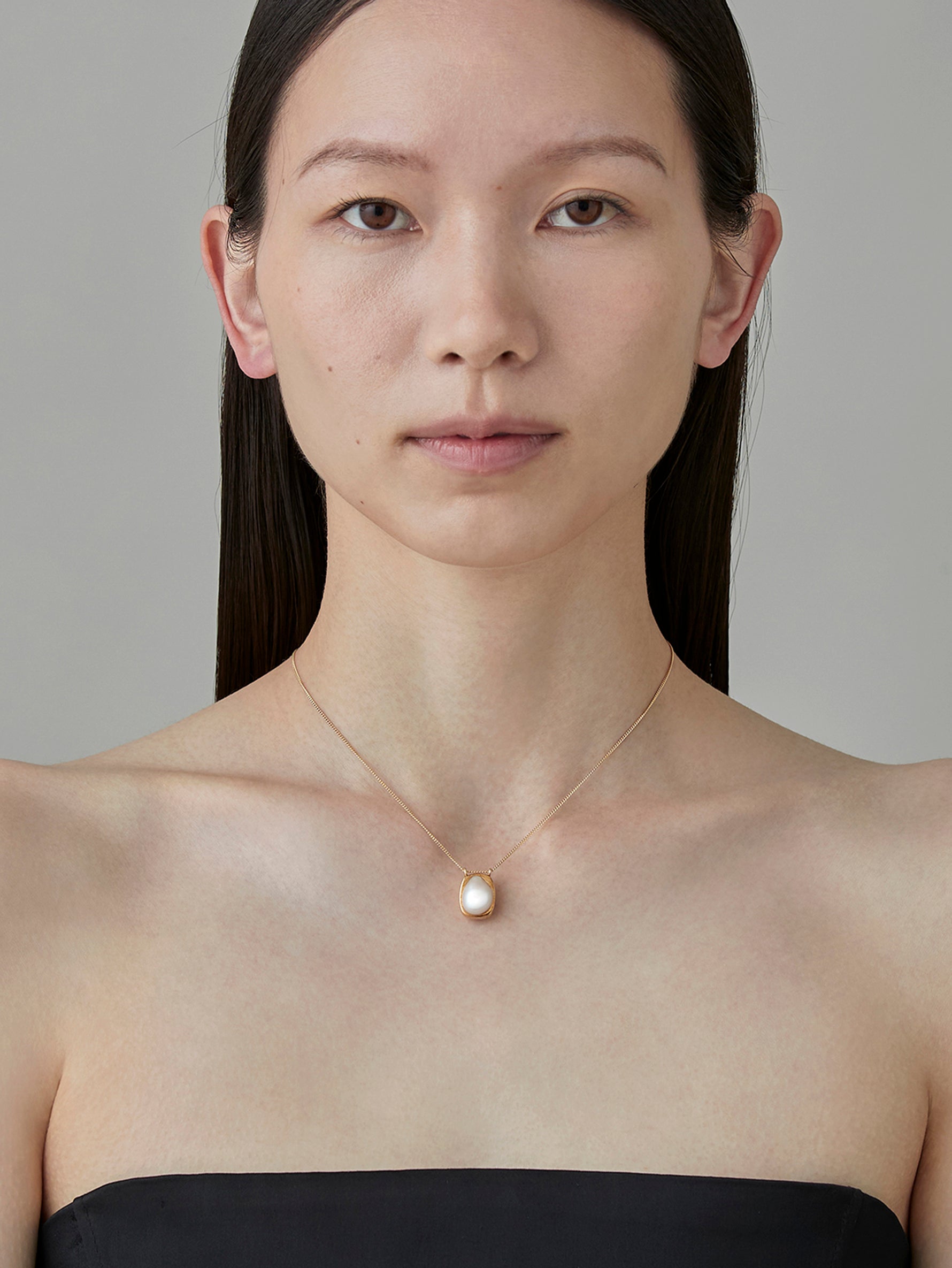 Pearl Top Necklace -Gold-