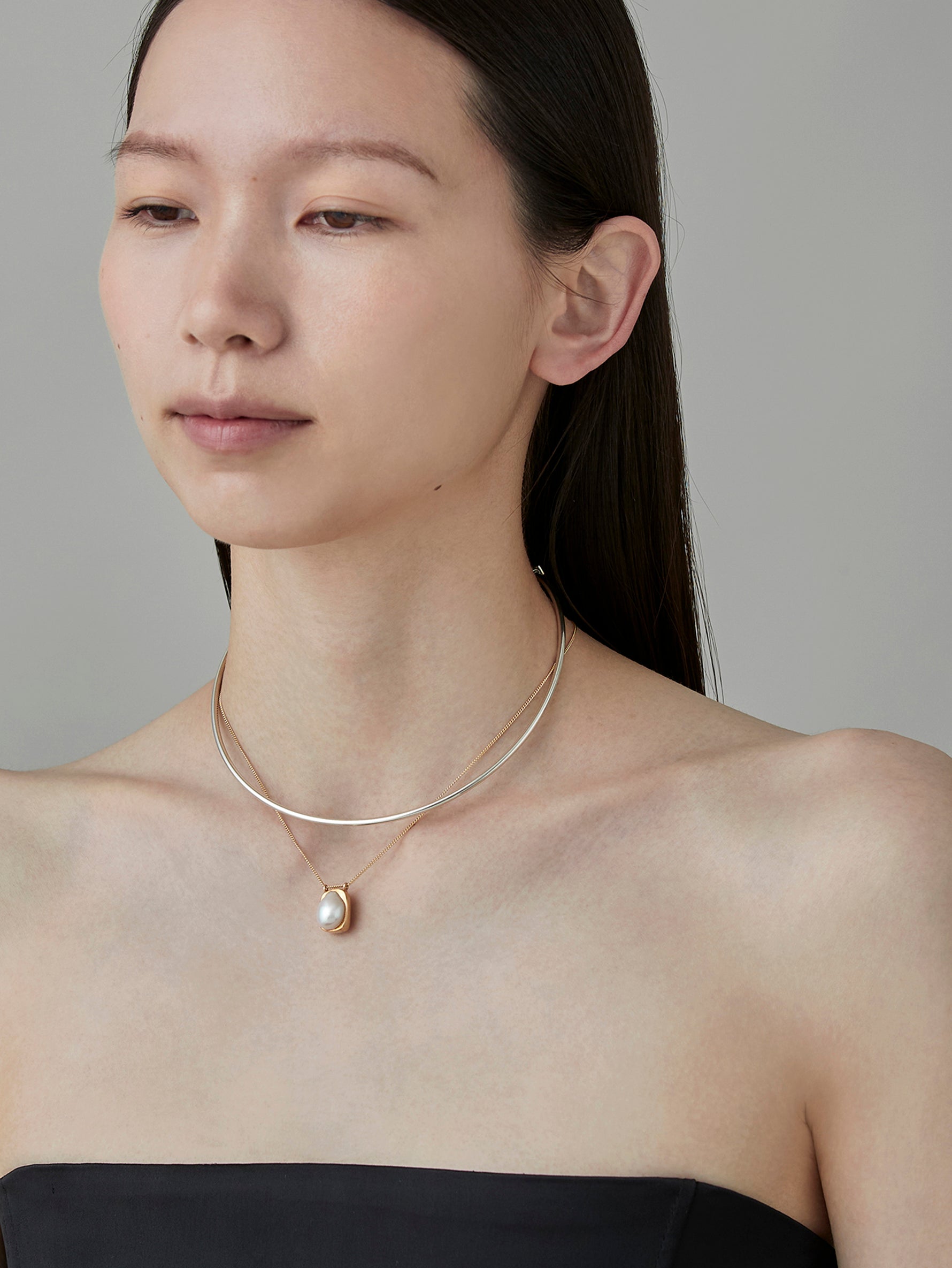Pearl Top Necklace -Gold-