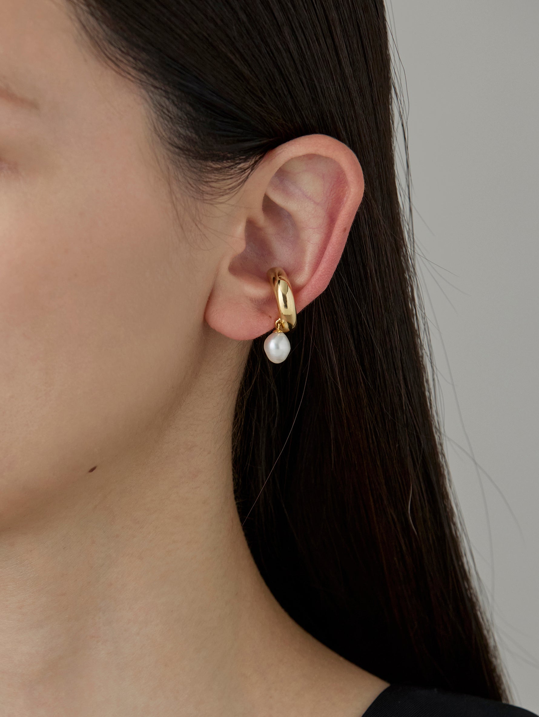 Drop Pearl Earcuff -Gold-