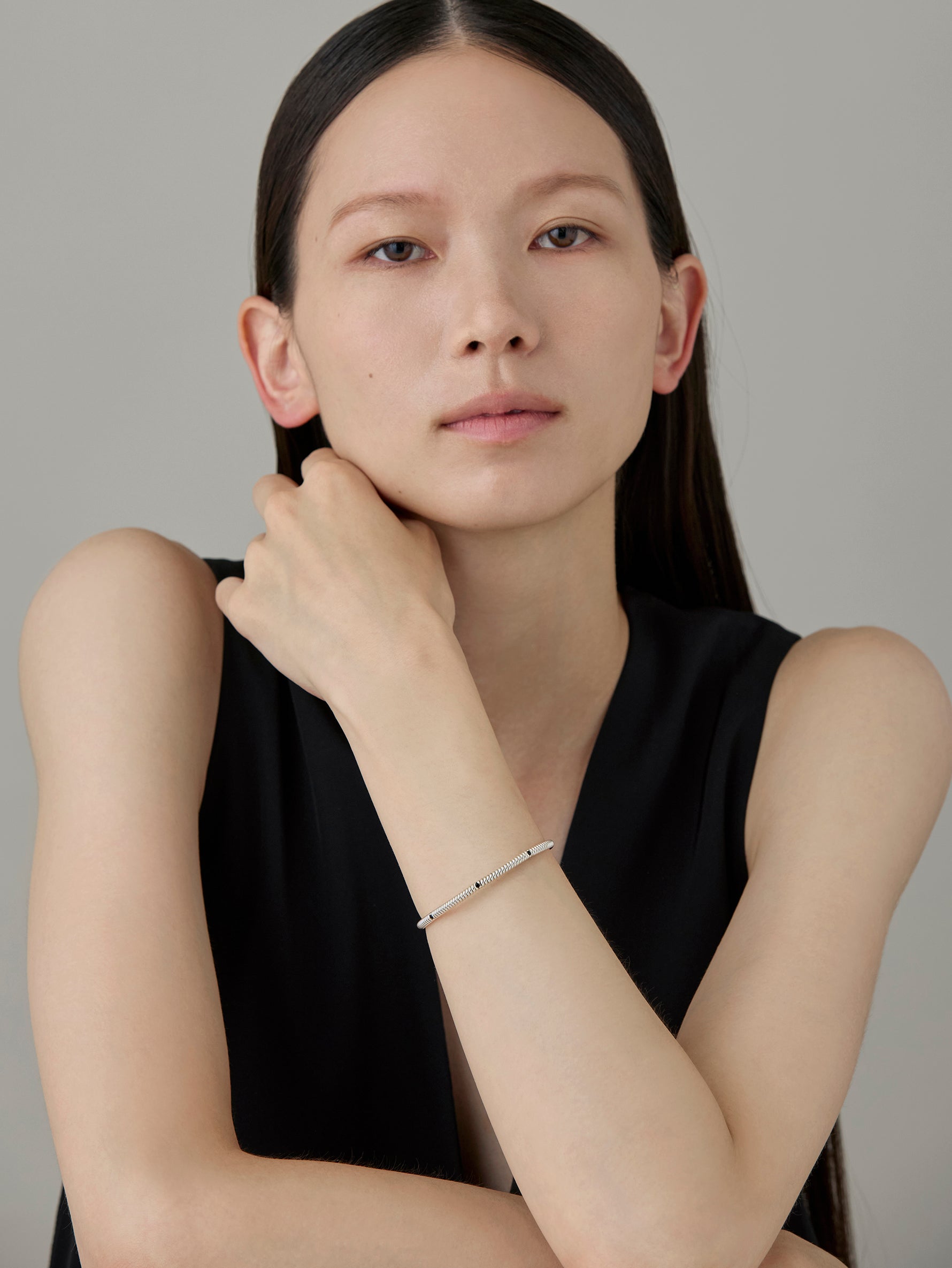 Spring 4 Stone Bangle Onyx -Silver-