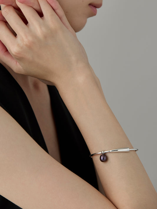 Charm Pearl Black