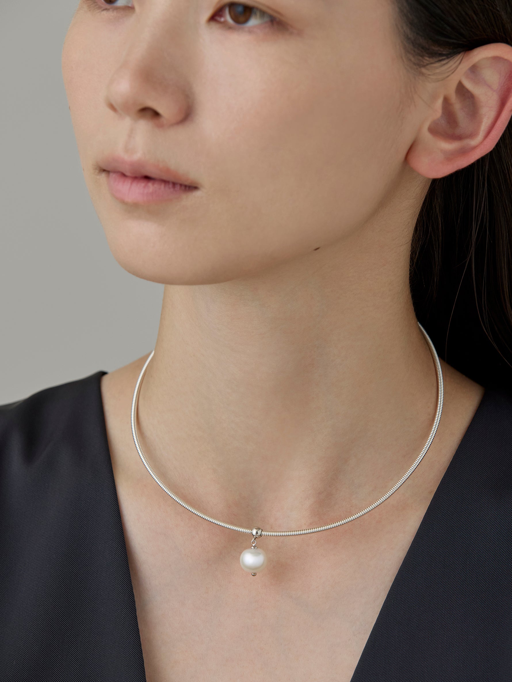 Swing Charm Round Pearl