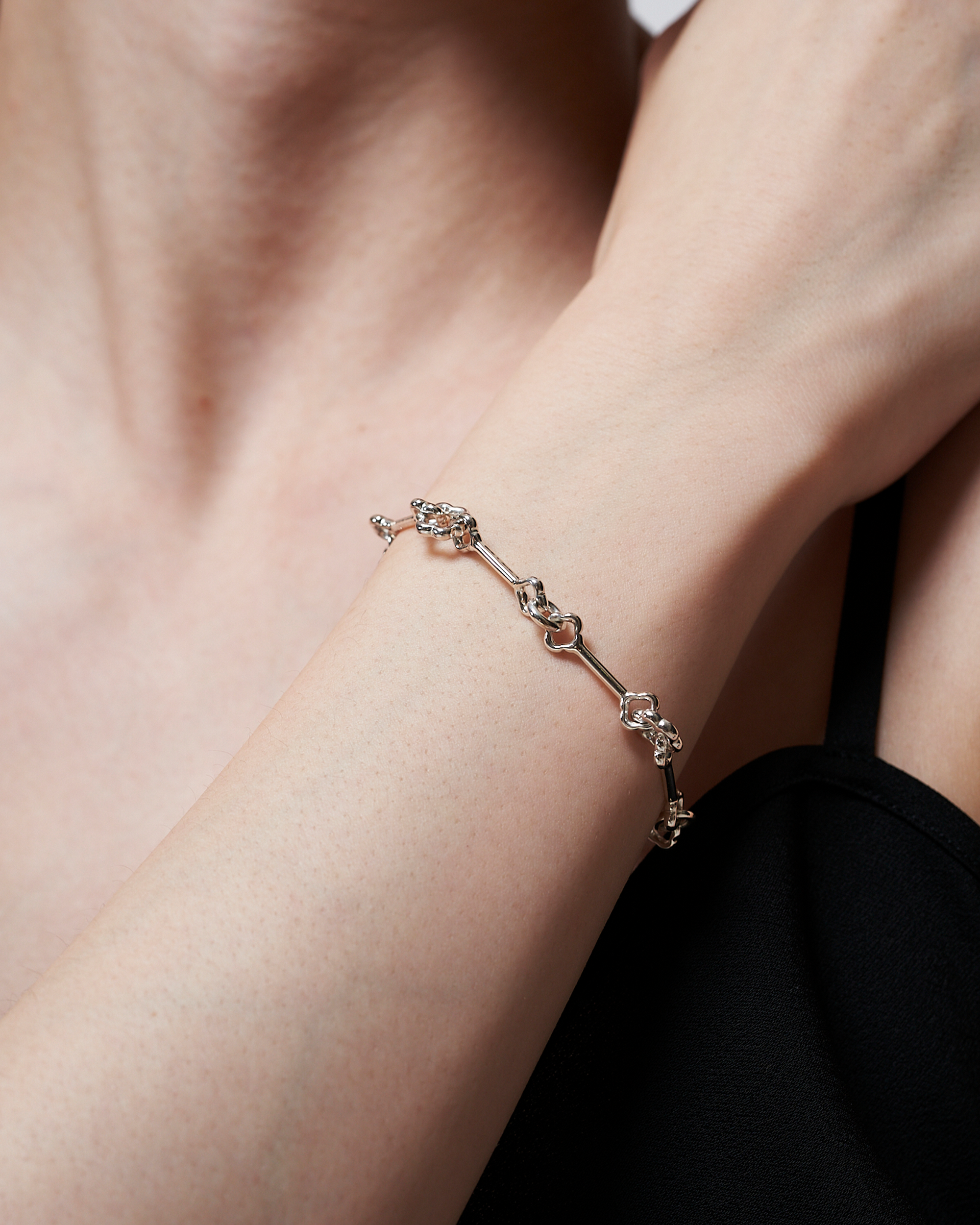 Flower Chain Bracelet -Silver-