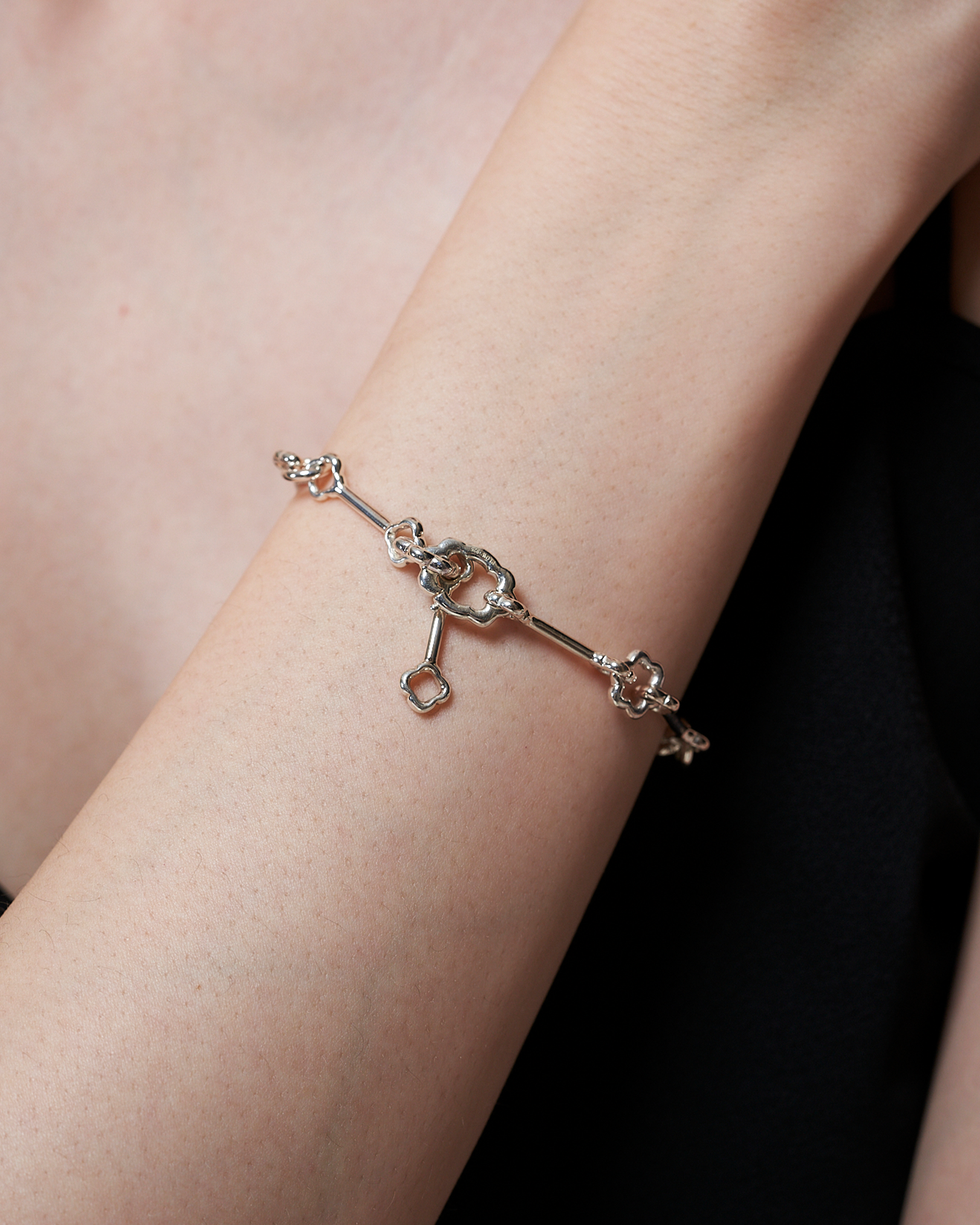 Flower Chain Bracelet -Silver-