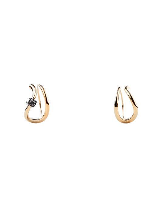 Wave Pierces Calm -Gold-