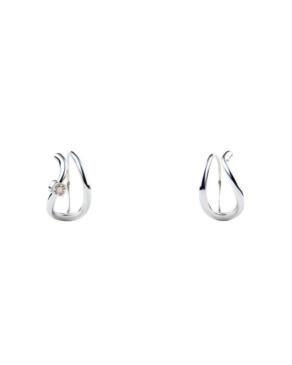 Wave Pierces Calm -Silver-