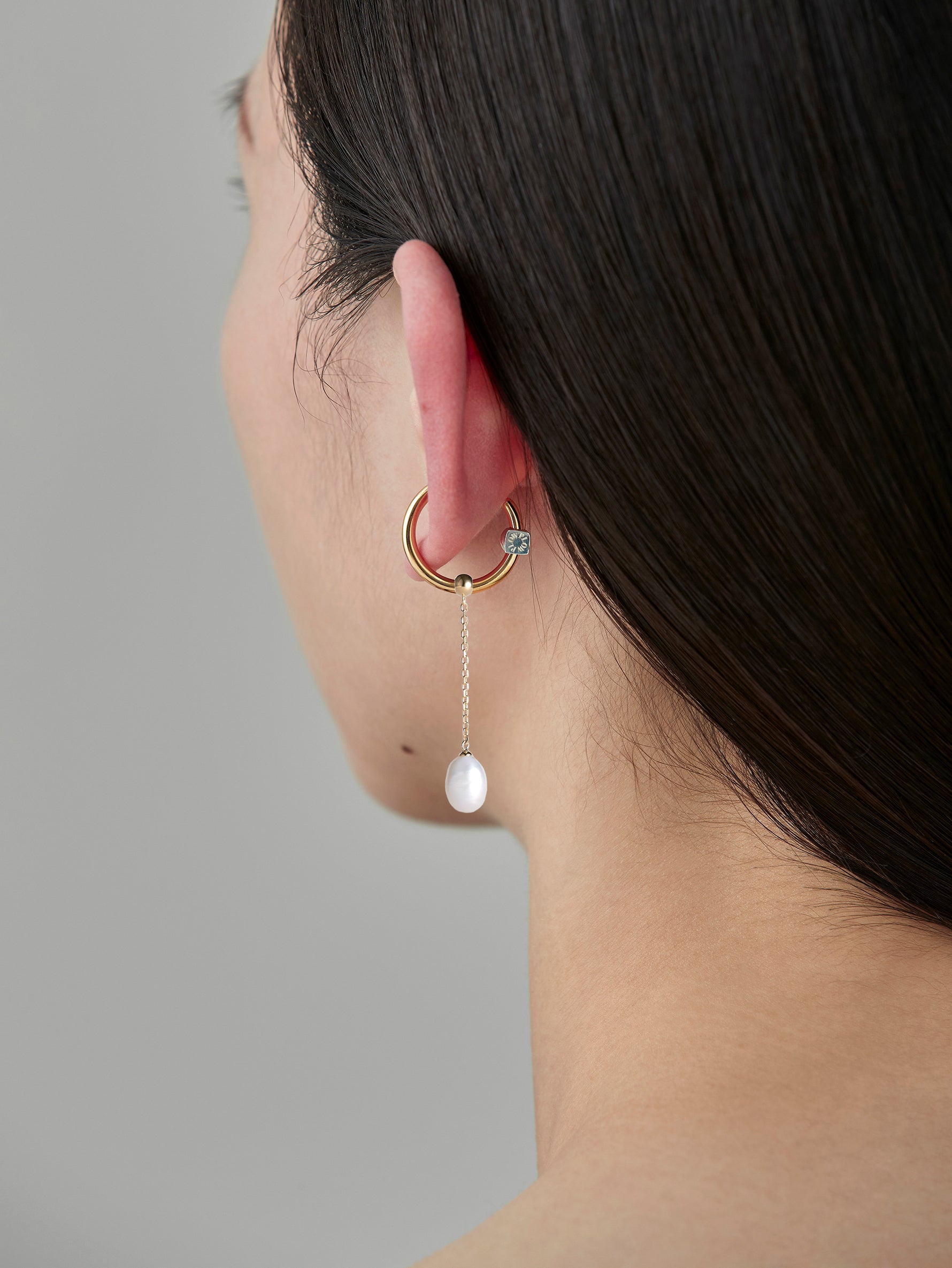 Pearl  Chain Charm M-Gold-