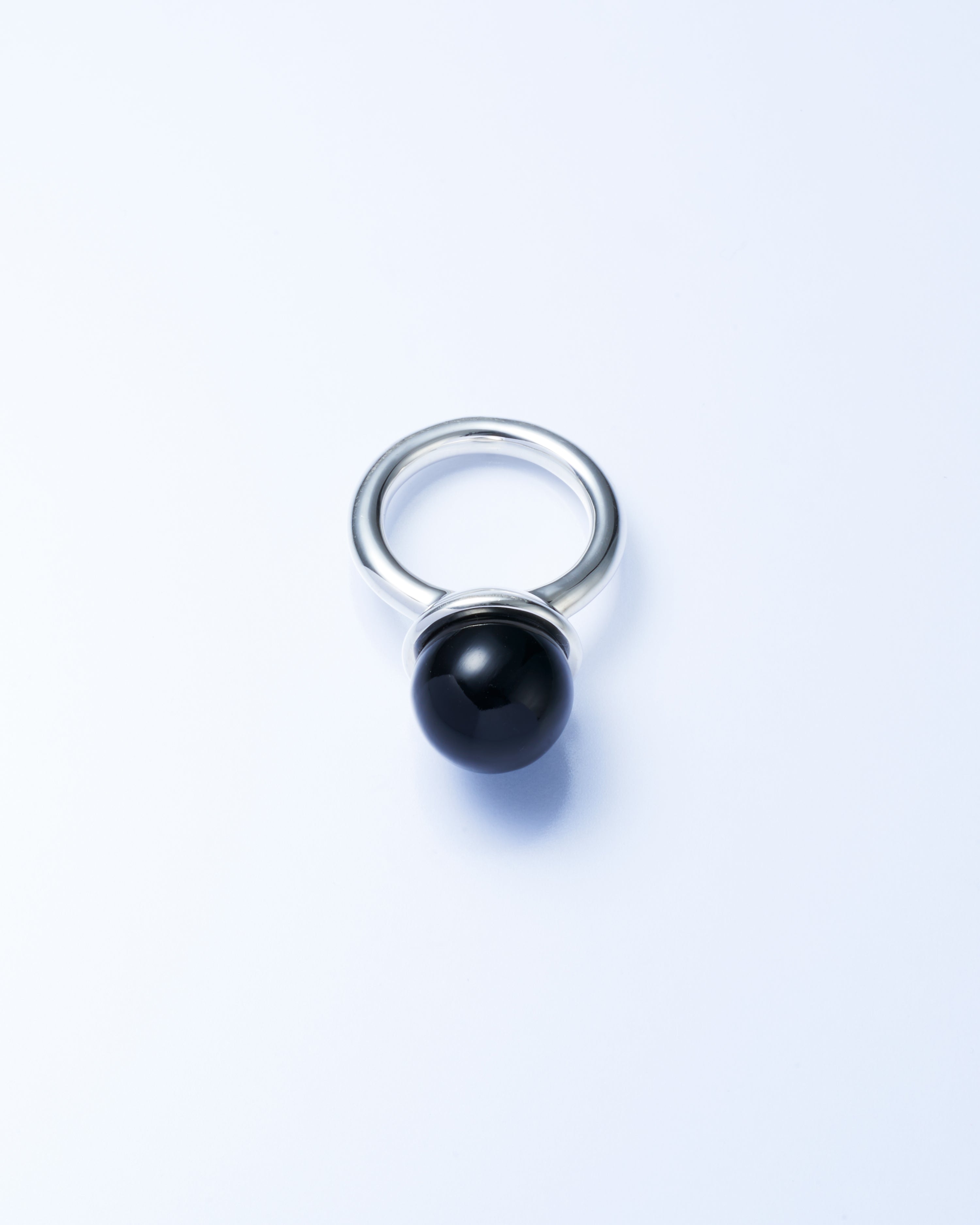 Onyx Cap Ring Large -Silver-