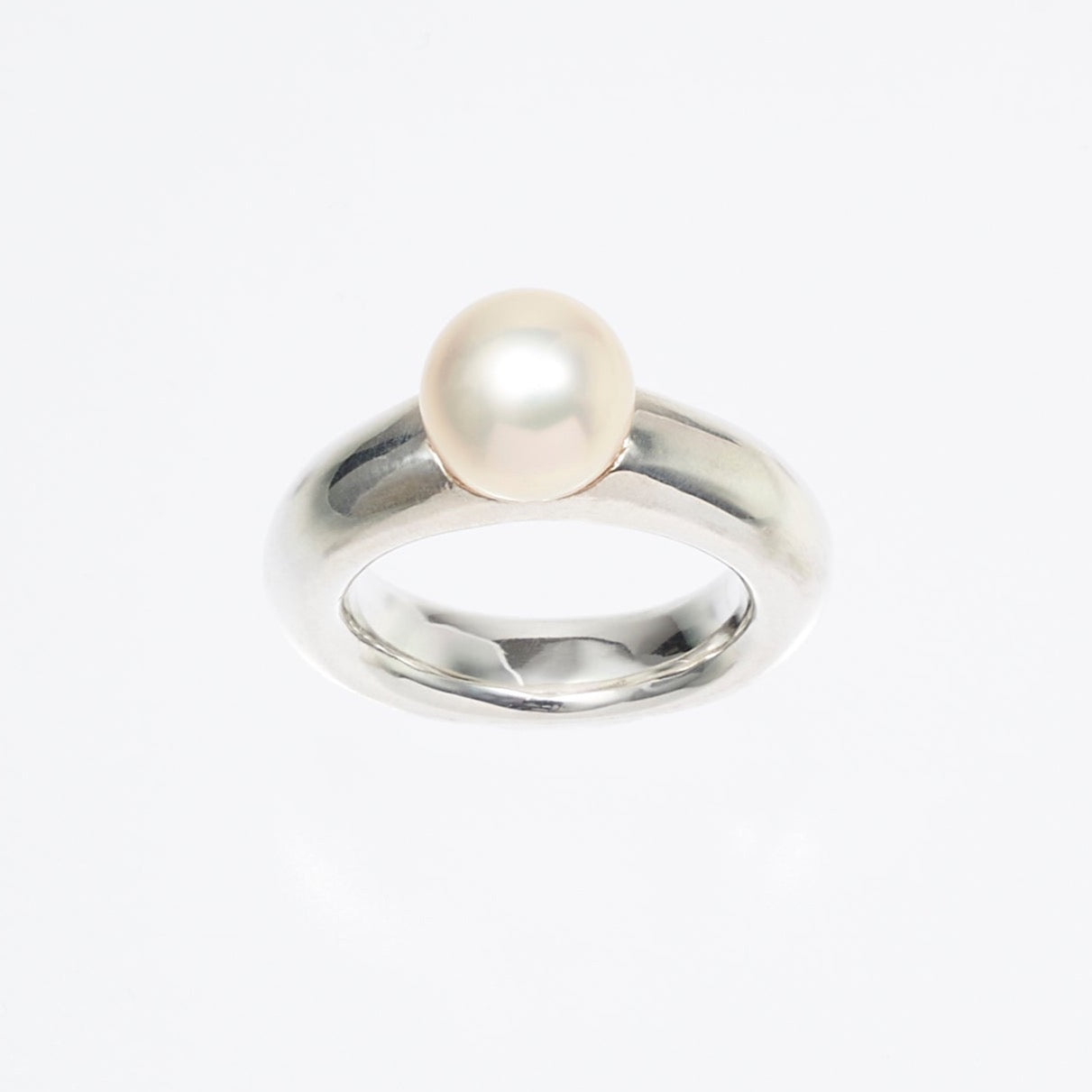 Sphere Ring -White-