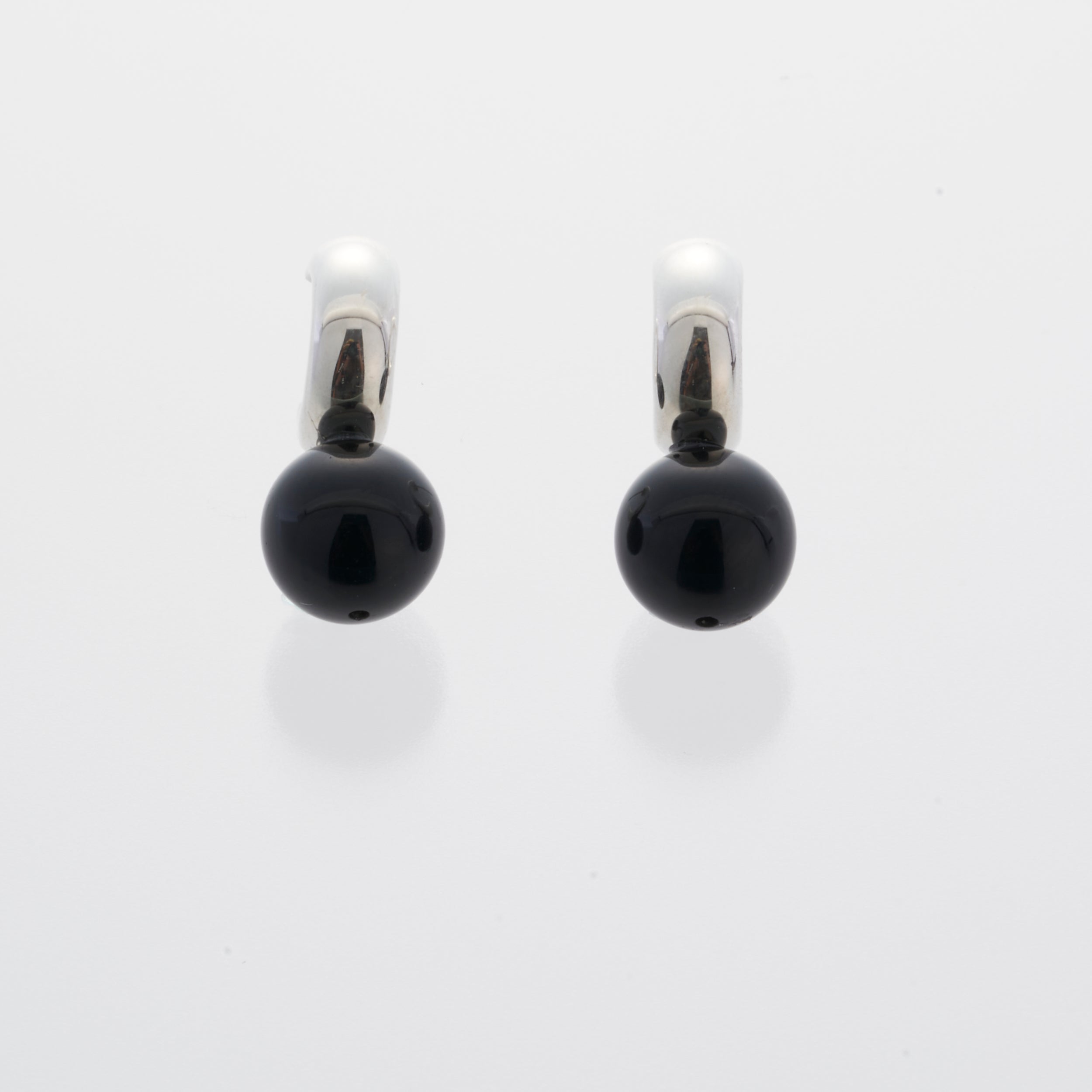 Sunny C Onyx Pierce -Silver-